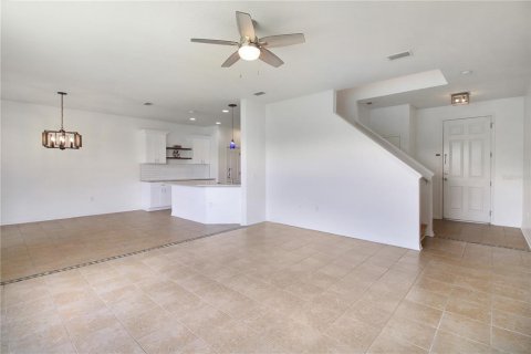 Casa en venta en Land O' Lakes, Florida, 3 dormitorios, 159.7 m2 № 1311739 - foto 11