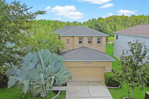 Villa ou maison à vendre à Land O' Lakes, Floride: 3 chambres, 159.7 m2 № 1311739 - photo 2