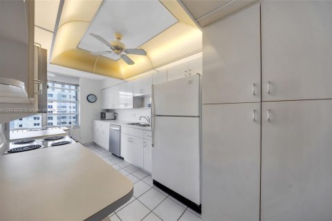 Copropriété à vendre à Fort Lauderdale, Floride: 2 chambres, 153.29 m2 № 1270008 - photo 4