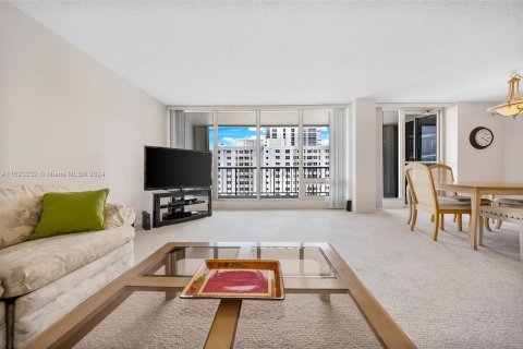 Condo in Fort Lauderdale, Florida, 2 bedrooms  № 1270008 - photo 6