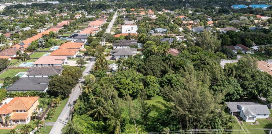 Terreno en Palmetto Bay, Florida № 1362584