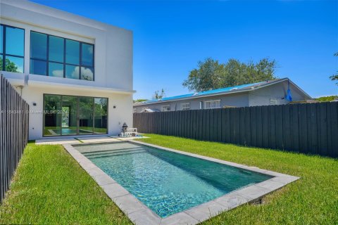 Casa en venta en Miami, Florida, 3 dormitorios, 155.7 m2 № 1325770 - foto 22