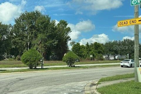 Immobilier commercial à vendre à Deltona, Floride № 212805 - photo 3