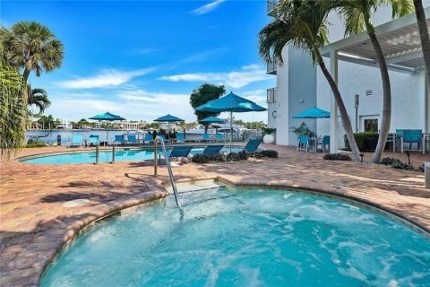 Copropriété à vendre à Fort Lauderdale, Floride: 2 chambres, 133.31 m2 № 1173973 - photo 25