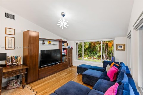 Casa en venta en Coral Gables, Florida, 3 dormitorios, 188.5 m2 № 1391502 - foto 8