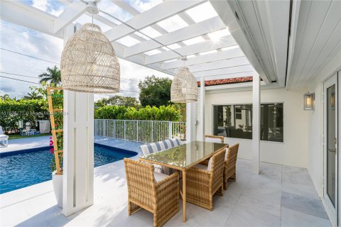 Villa ou maison à vendre à Miami Shores, Floride: 5 chambres, 262.26 m2 № 1310469 - photo 23