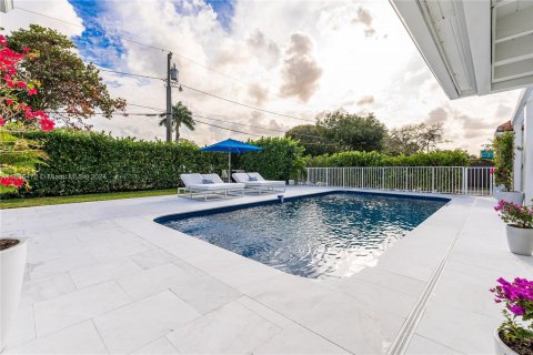 Villa ou maison à vendre à Miami Shores, Floride: 5 chambres, 262.26 m2 № 1310469 - photo 24