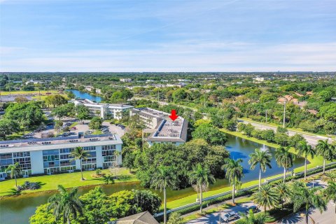 Copropriété à vendre à Coconut Creek, Floride: 2 chambres, 107.77 m2 № 1120244 - photo 28