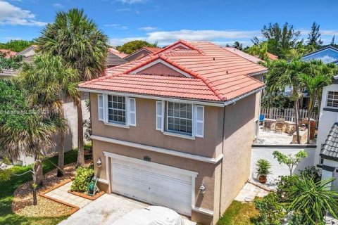 Casa en venta en Miramar, Florida, 4 dormitorios, 209.4 m2 № 1134729 - foto 3