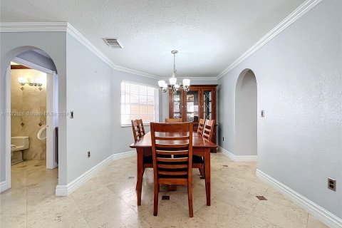 Casa en venta en Miramar, Florida, 4 dormitorios, 209.4 m2 № 1134729 - foto 9