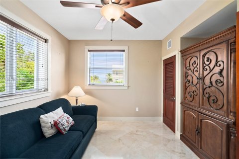 Casa en venta en Key Largo, Florida, 4 dormitorios, 243.87 m2 № 1138544 - foto 23