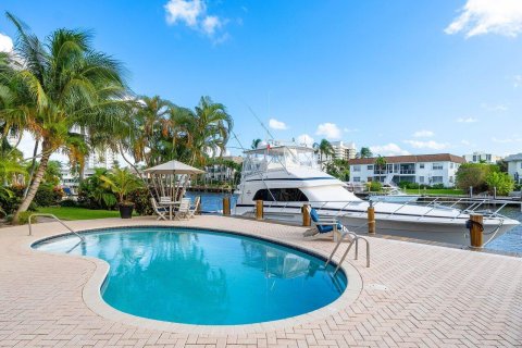 Condominio en venta en Highland Beach, Florida, 2 dormitorios, 124.77 m2 № 810407 - foto 12