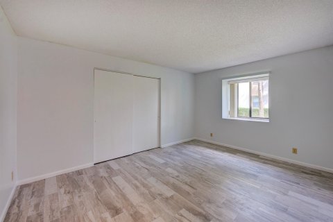Condominio en venta en Stuart, Florida, 3 dormitorios, 143.26 m2 № 810365 - foto 6