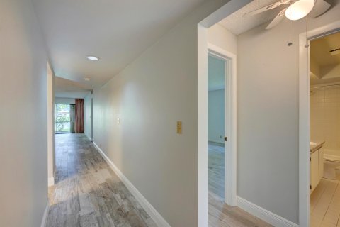 Condominio en venta en Stuart, Florida, 3 dormitorios, 143.26 m2 № 810365 - foto 1