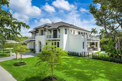 Villa ou maison à vendre à Miami, Floride: 6 chambres, 513.47 m2 № 1365787 - photo 1