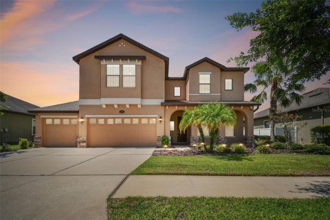 Casa en venta en Tampa, Florida, 5 dormitorios, 317.17 m2 № 1288238 - foto 1