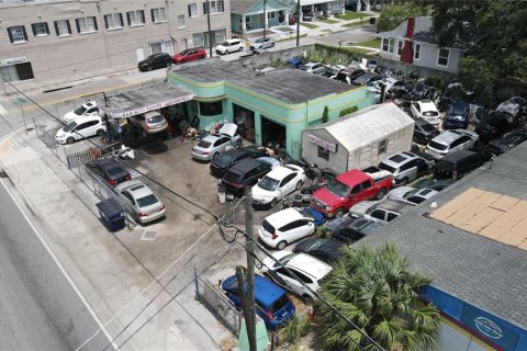 Commercial property in Tampa, Florida 145.39 sq.m. № 789759 - photo 2