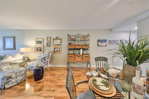 Copropriété à vendre à Largo, Floride: 2 chambres, 91.04 m2 № 1368434 - photo 8