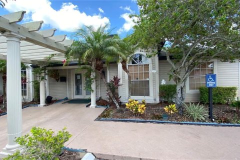 Condo in Orlando, Florida, 1 bedroom  № 1368471 - photo 17