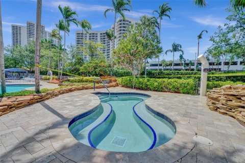 Condo in Aventura, Florida, 3 bedrooms  № 1170558 - photo 7