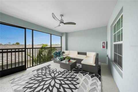 Condo in Punta Gorda, Florida, 3 bedrooms  № 572020 - photo 5