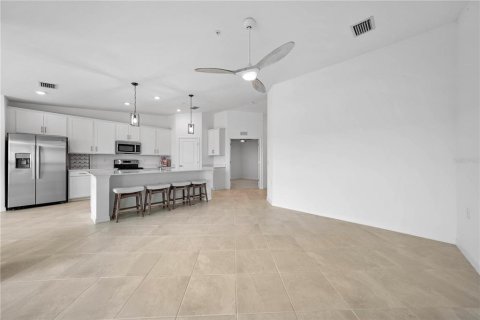 Copropriété à vendre à Punta Gorda, Floride: 3 chambres, 126.9 m2 № 572020 - photo 9