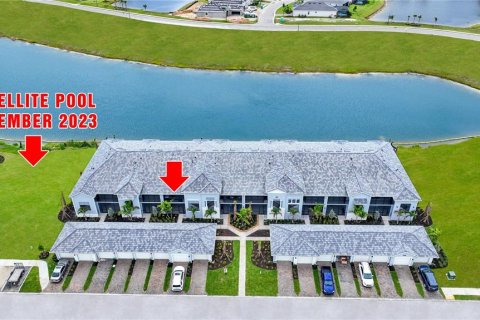 Copropriété à vendre à Punta Gorda, Floride: 3 chambres, 126.9 m2 № 572020 - photo 1