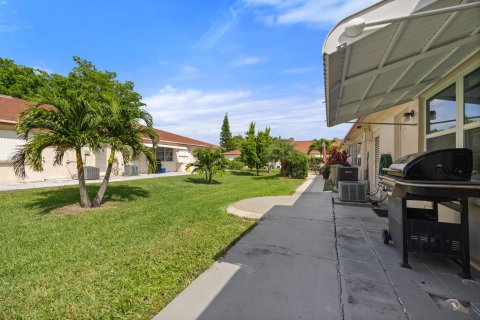 Condo in Delray Beach, Florida, 1 bedroom  № 1100249 - photo 11