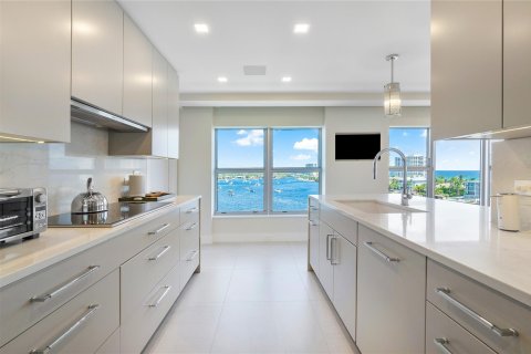 Copropriété à vendre à Boca Raton, Floride: 3 chambres, 177.26 m2 № 1100200 - photo 25