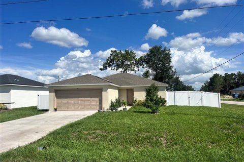 House in Kissimmee, Florida 3 bedrooms, 118.82 sq.m. № 1311401 - photo 1