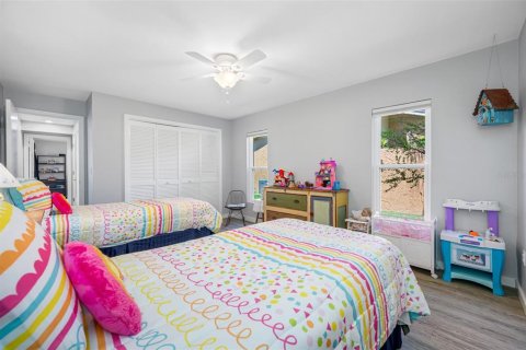 Casa en venta en Tampa, Florida, 4 dormitorios, 249.26 m2 № 1086940 - foto 27