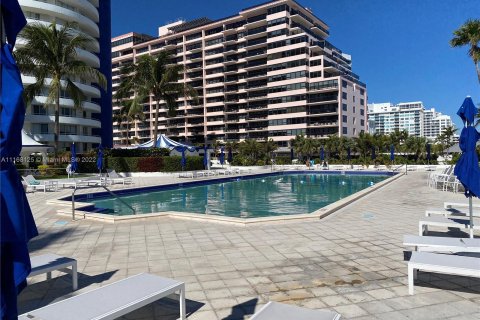 Condominio en alquiler en Miami Beach, Florida, 2 dormitorios, 126.35 m2 № 6790 - foto 23