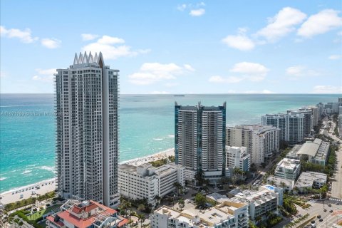 Copropriété à vendre à Miami Beach, Floride: 2 chambres, 122.82 m2 № 1393494 - photo 30