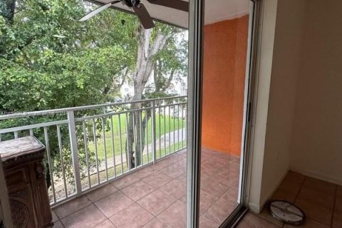 Copropriété à vendre à Miami, Floride: 2 chambres, 78.04 m2 № 1365538 - photo 8