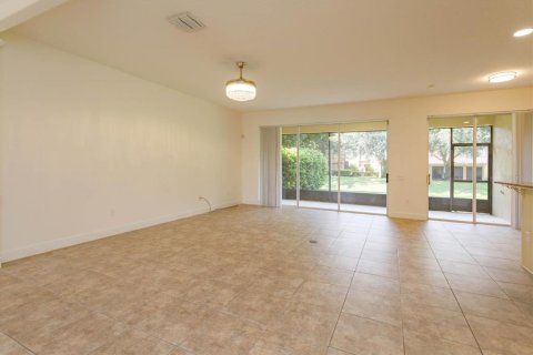 Touwnhouse à louer à Orlando, Floride: 3 chambres, 186.73 m2 № 1363538 - photo 6