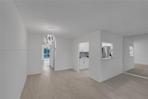 Copropriété à vendre à Deerfield Beach, Floride: 1 chambre, 66.43 m2 № 1321634 - photo 4