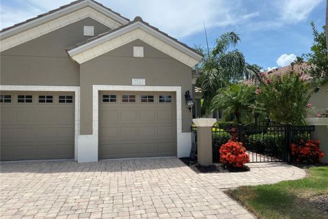 Villa ou maison à louer à Lakewood Ranch, Floride: 2 chambres, 203.08 m2 № 1364619 - photo 1