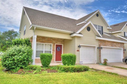 Townhouse in Lakeland, Florida 3 bedrooms, 173.45 sq.m. № 1364664 - photo 1