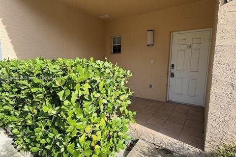 Adosado en alquiler en North Miami, Florida, 3 dormitorios, 145.86 m2 № 1397687 - foto 24