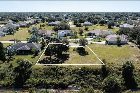 Terreno en venta en Punta Gorda, Florida № 1376546 - foto 4