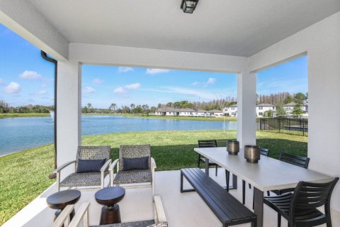 Villa ou maison à vendre à Lake Alfred, Floride: 5 pièces, 243 m2 № 331782 - photo 4