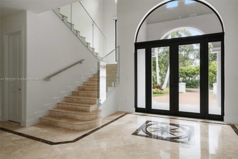 Casa en venta en Coral Gables, Florida, 6 dormitorios, 660.81 m2 № 1309257 - foto 3