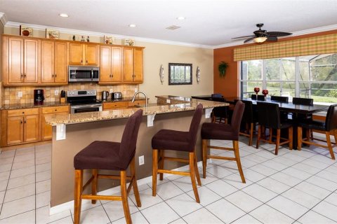 House in Davenport, Florida 6 bedrooms, 320.98 sq.m. № 1363251 - photo 5