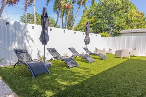 Villa ou maison à vendre à Miami, Floride: 3 chambres, 139.35 m2 № 1372877 - photo 20