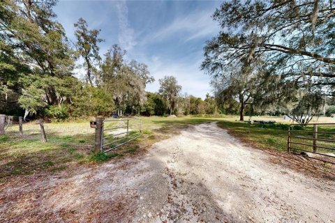 Terreno en venta en Dade City, Florida № 957695 - foto 2