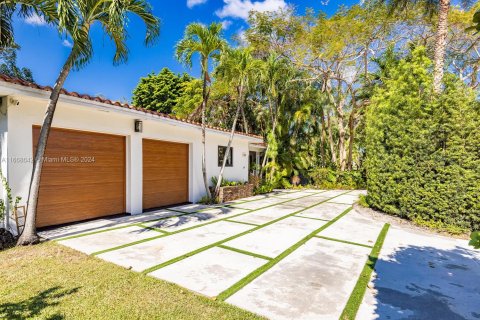 Casa en venta en Coral Gables, Florida, 4 dormitorios, 253.16 m2 № 1384609 - foto 2