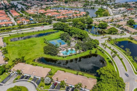 Villa ou maison à vendre à Miramar, Floride: 2 chambres, 95.69 m2 № 1377313 - photo 29