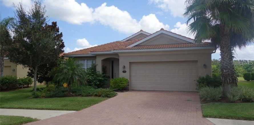 House in Bradenton, Florida 3 bedrooms, 192.68 sq.m. № 213537