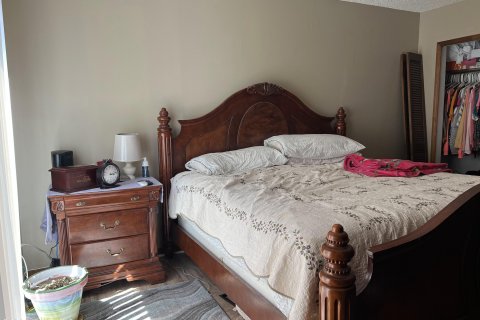 Dúplex en venta en Middleburg, Florida, 4 dormitorios, 187.66 m2 № 765703 - foto 9