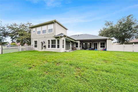 Villa ou maison à vendre à Land O' Lakes, Floride: 5 chambres, 324.88 m2 № 1363562 - photo 2